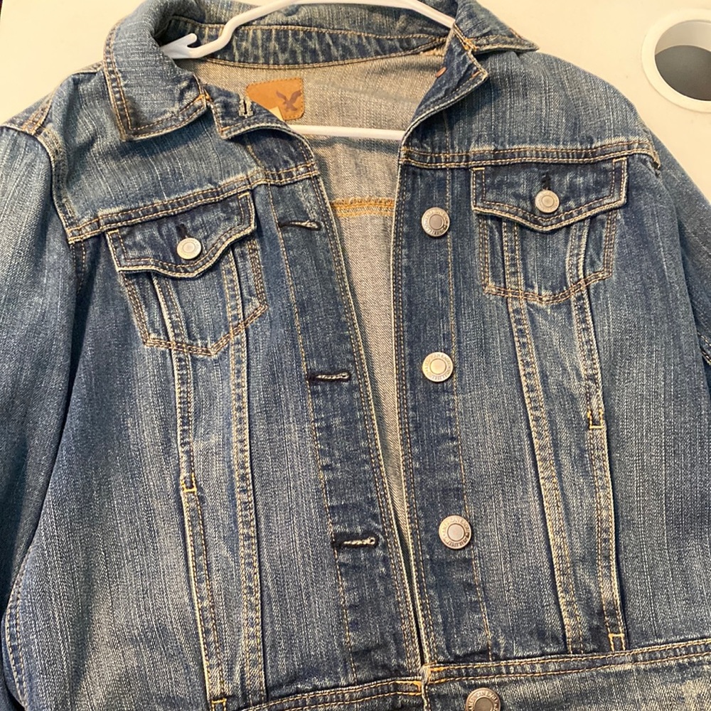 American eagle jean jacket size m